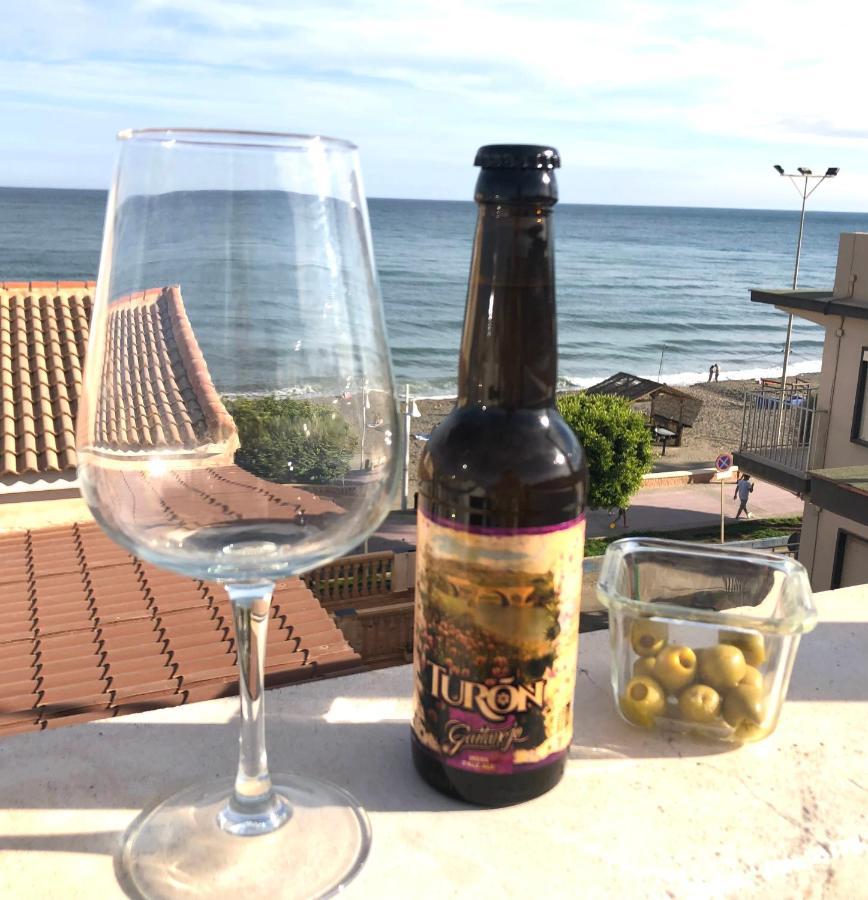 Apartamento Ático en la playa con terraza privada La Cala Del Moral Exterior foto