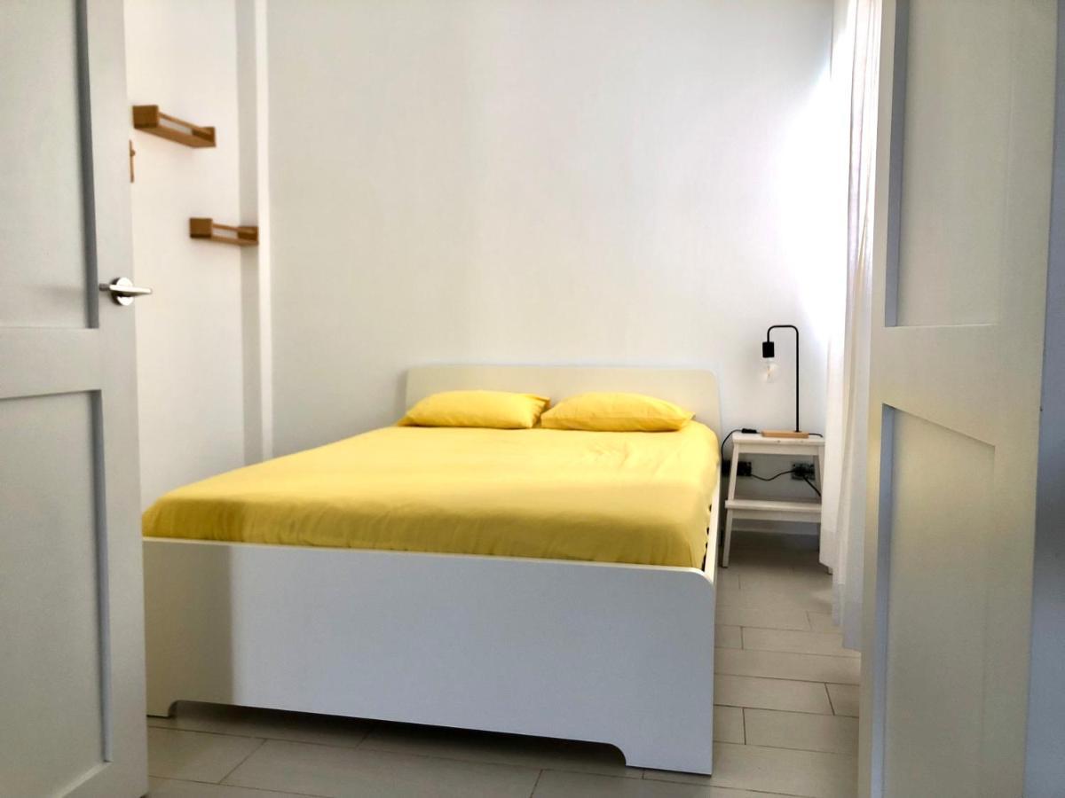 Apartamento Ático en la playa con terraza privada La Cala Del Moral Exterior foto