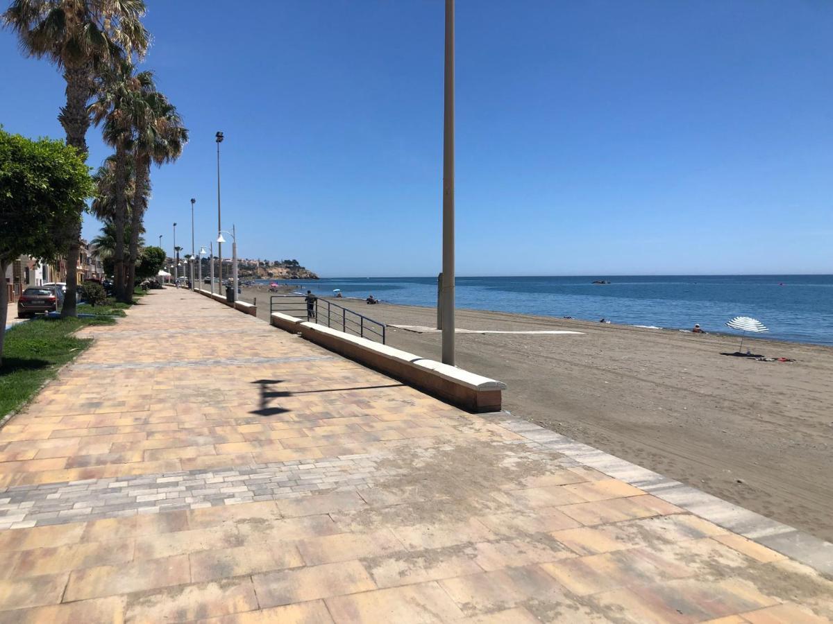 Apartamento Ático en la playa con terraza privada La Cala Del Moral Exterior foto